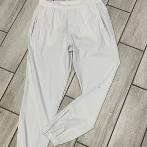 Lululemon woman’s jogger’s size M